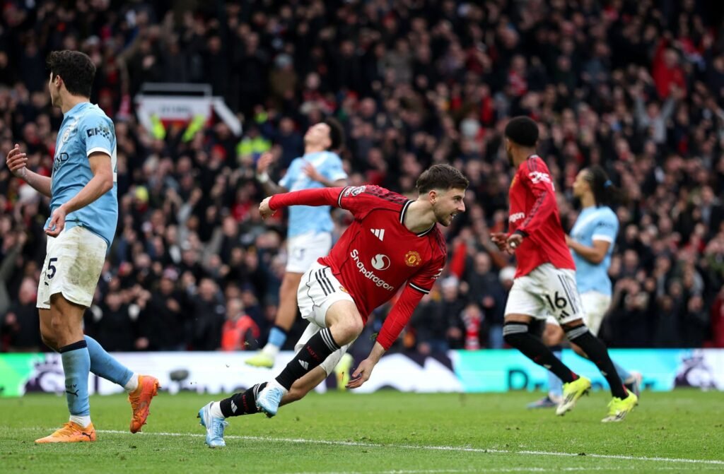 Manchester United transfer rumours