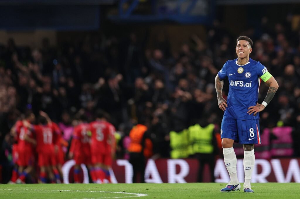 Liam Rosenior has been unacceptable for the dreams he sold 