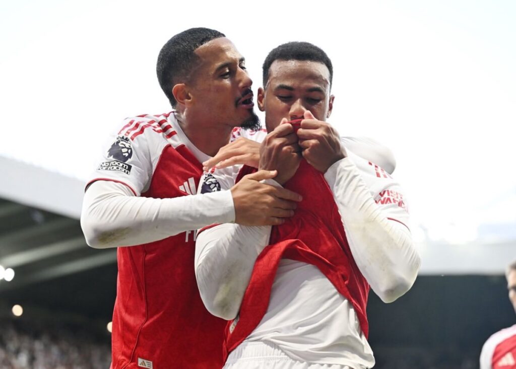 Arsenal Secures World-Class Defender: William Saliba Signs New Deal