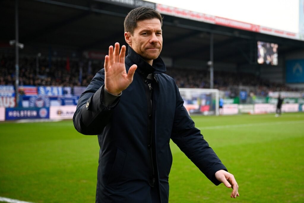 Inside Xabi Alonso's Chelsea Move: Who & What Thrive and Fail in His 3-4-2-1 System?
